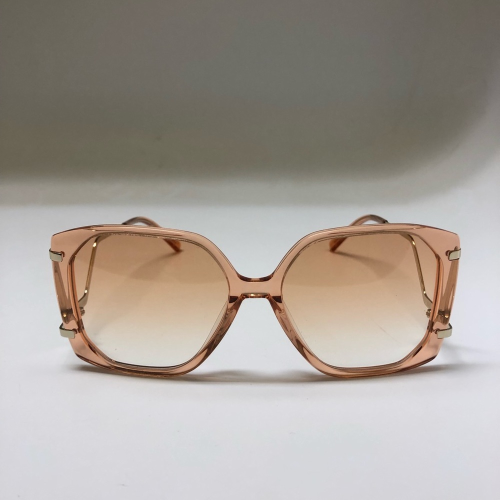 Woman’s Sunglasses New 70’s Style